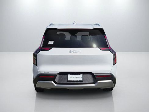 New 2026 Kia EV9 Wind AWD/4WD image 9