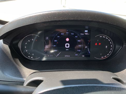 Used 2024 RAM ProMaster 2500 w/ Premium Convenience Group image 14