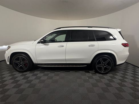 Used 2022 Mercedes-Benz GLS 450 4MATIC image 2