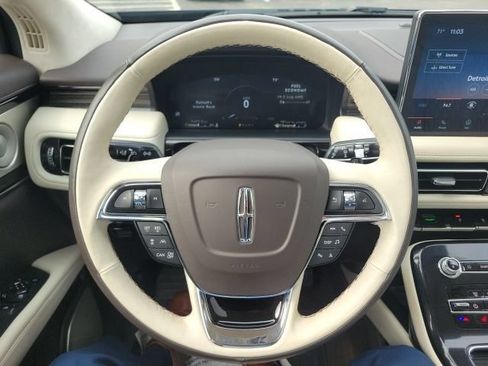 Used 2023 Lincoln Nautilus Black Label AWD/4WD image 31