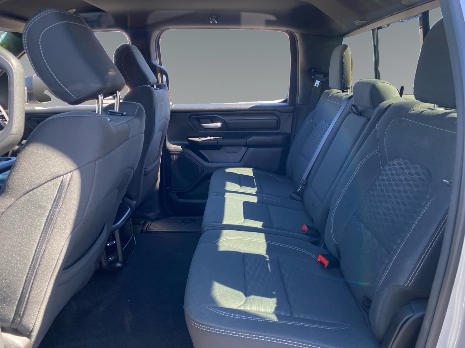 Used 2025 RAM 1500 Warlock AWD/4WD image 13
