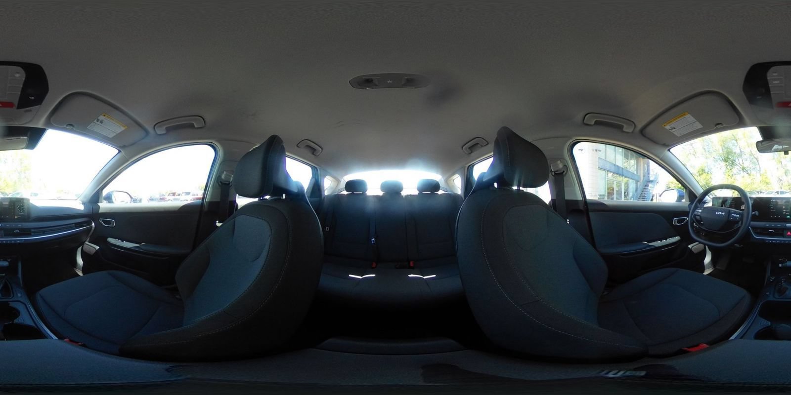 Used 2025 Kia K4 FWD image 40