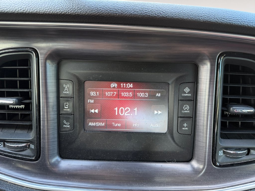 Used 2017 Dodge Challenger SXT RWD image 9