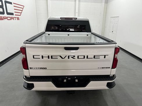 Used 2020 Chevrolet Silverado 1500 Custom w/ Custom Value Package RWD image 13