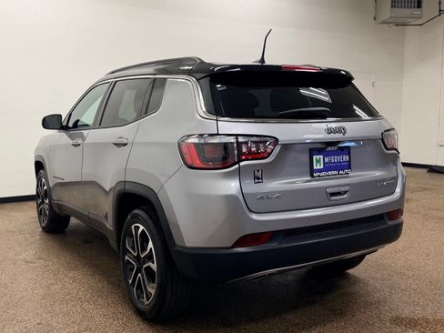 Used 2023 Jeep Compass Limited AWD/4WD image 3