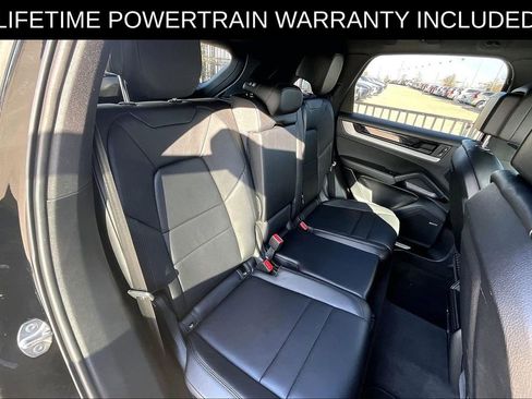 Used 2024 Porsche Cayenne image 38