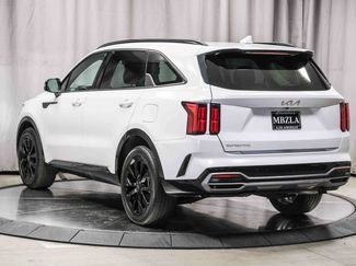 Used 2023 Kia Sorento SX FWD video 2