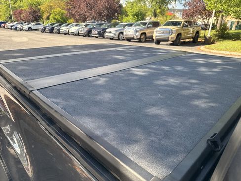 Used 2022 Toyota Tacoma TRD Off-Road w/ Technology Package image 10