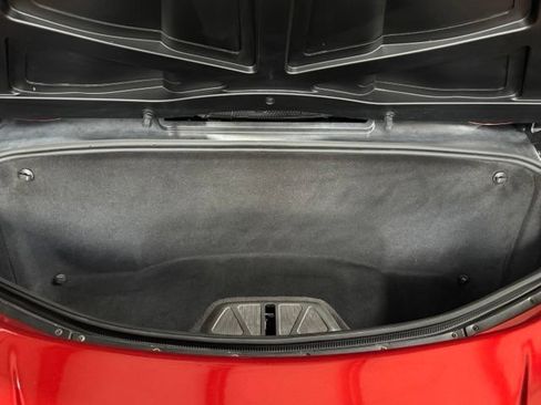 Used 2021 Chevrolet Corvette Stingray Convertible w/ Z51 Performance Package RWD image 32
