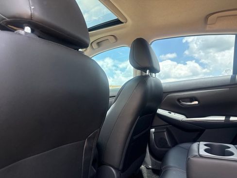 Certified 2024 Nissan Sentra SR w/ SR Premium Package FWD image 33