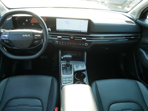 Certified 2026 Kia Sportage SX AWD/4WD image 10