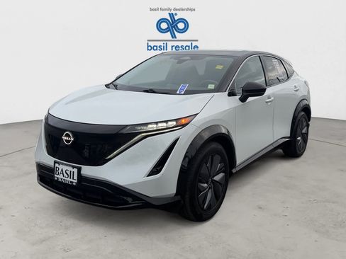 Used 2023 Nissan Ariya FWD image 2