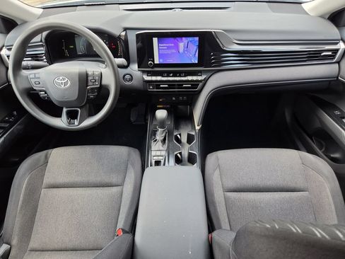 Used 2025 Toyota Camry LE FWD image 13