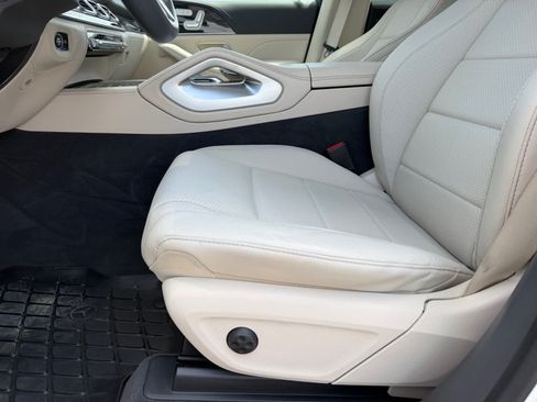 Certified 2020 Mercedes-Benz GLE 450 4MATIC image 11
