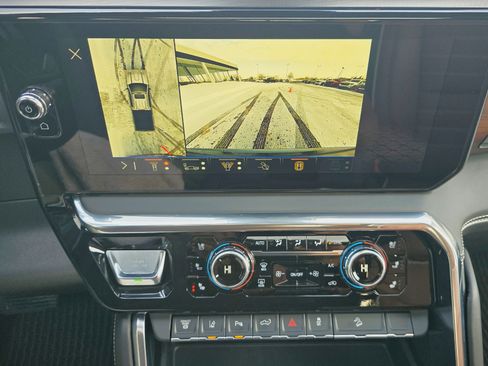 New 2026 GMC Sierra 2500 Denali Ultimate w/ LPO, Black Badging Package image 25