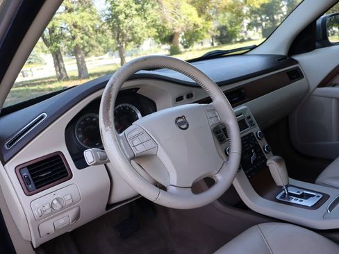 Used 2009 Volvo XC70 T6 image 15
