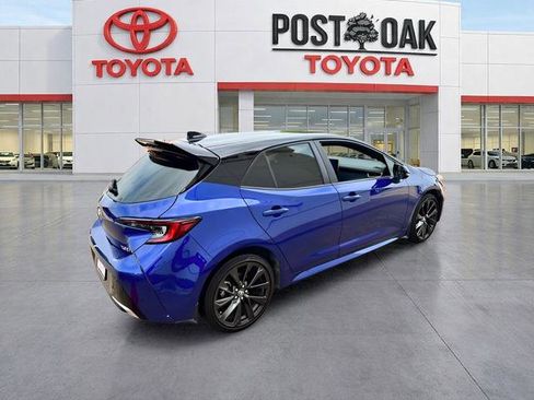 Used 2025 Toyota Corolla XSE FWD image 7