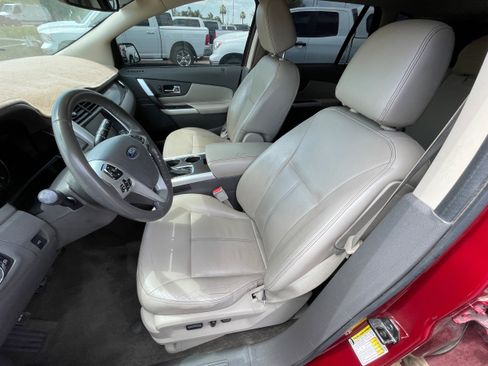 Used 2013 Ford Edge SEL FWD image 13