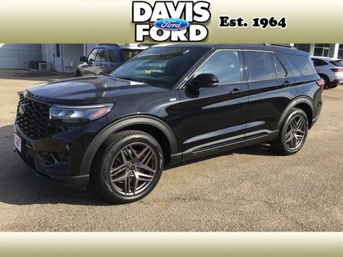 New 2026 Ford Explorer ST-Line w/ ST-Line Street Pack image 1