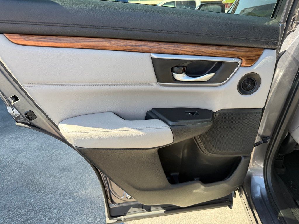 Used 2017 Honda CR-V Touring image 24