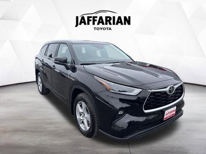 Certified 2025 Toyota Highlander LE