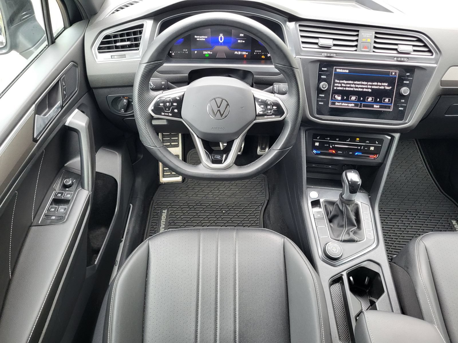 Used 2023 Volkswagen Tiguan SE R-Line AWD/4WD image 23