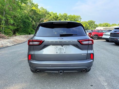 Used 2023 Ford Escape ST-Line Elite w/ Premium Technology Package AWD/4WD image 4
