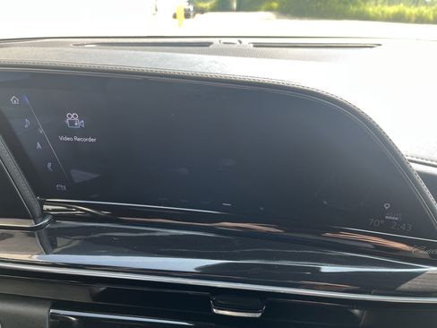 Used 2024 Cadillac Escalade Sport image 34