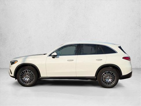 Certified 2026 Mercedes-Benz GLC 300 image 10