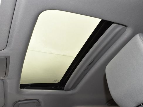 Used 2022 Honda CR-V EX image 18