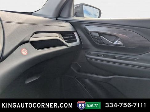 Used 2024 GMC Terrain SLE w/ Driver Convenience Package AWD/4WD image 14