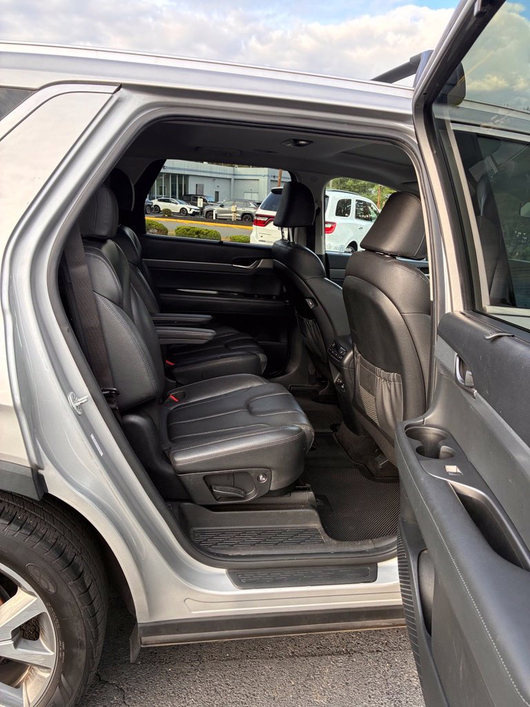 Used 2022 Hyundai Palisade SEL w/ Premium Package AWD/4WD image 23