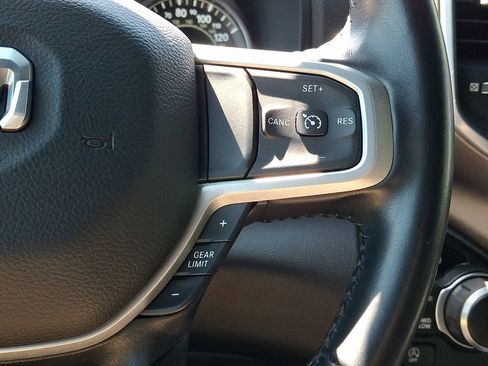 Used 2022 RAM 1500 Big Horn AWD/4WD image 31