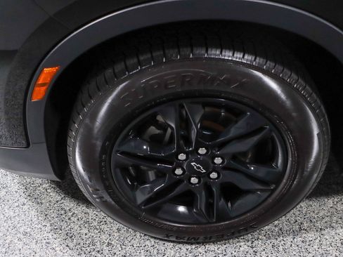 Used 2020 Chevrolet Blazer LT FWD image 11