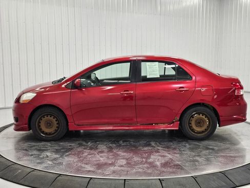 Used 2007 Toyota Yaris Sedan image 2