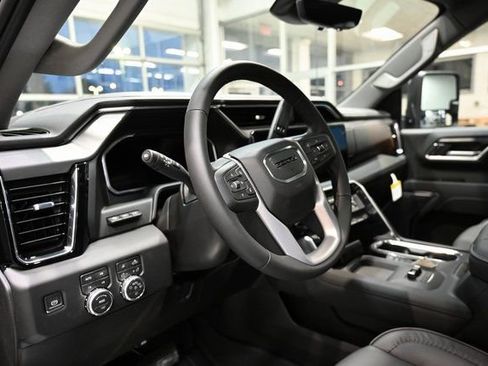 New 2026 GMC Sierra 2500 Denali w/ Denali Reserve Package image 23