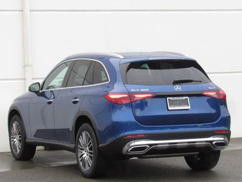 New 2026 Mercedes-Benz GLC 300 4MATIC image 5