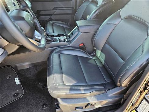 New 2025 Ford Bronco Outer Banks image 4