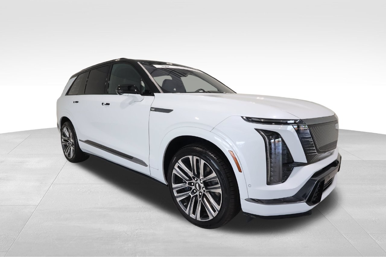Used 2026 Cadillac Vistiq Platinum w/ LPO, Floor Liner Package AWD/4WD image 6