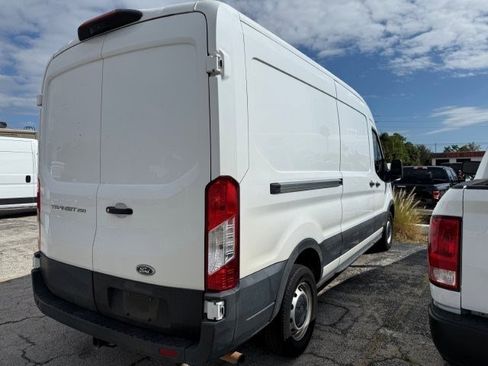 Used 2020 Nissan NV 2500 S image 6