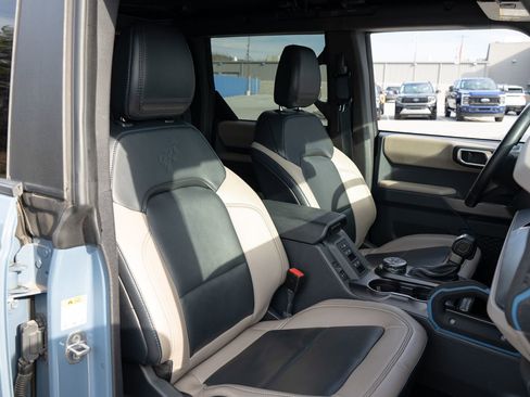 Used 2023 Ford Bronco Wildtrak image 22