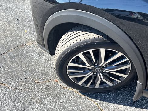 Used 2023 Nissan Kicks SV image 20