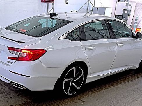 Used 2021 Honda Accord Sport Special Edition image 4