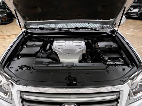 Used 2017 Lexus GX 460 image 45