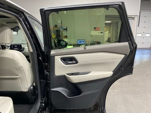 Certified 2023 Nissan Rogue SV w/ SV Premium B Package AWD/4WD image 26