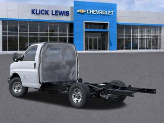 New 2026 Chevrolet Express 3500 w/ Power Convenience Package RWD video 3