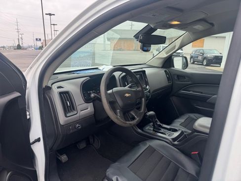 Used 2018 Chevrolet Colorado W/T image 13