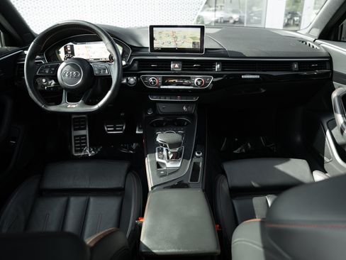 Used 2019 Audi A4 2.0T Prestige AWD/4WD image 8