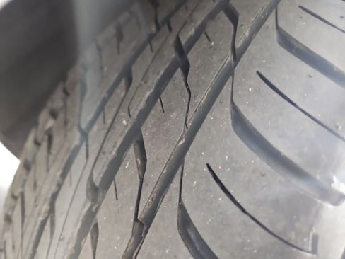 Used 2020 Nissan Versa SV image 27