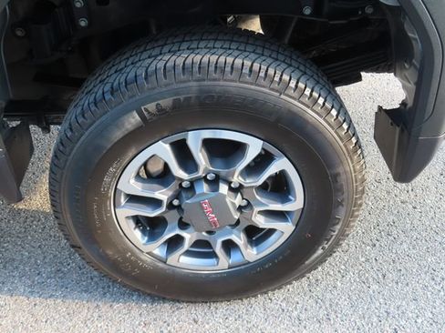 Used 2026 GMC Sierra 3500 SLE w/ SLE Convenience Package AWD/4WD image 15